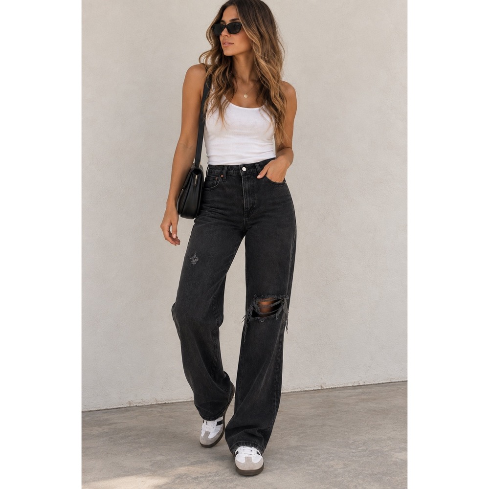 Abercrombie & Fitch '90s Relaxed Jeans Black High Rise Distressed 28 Curve Love